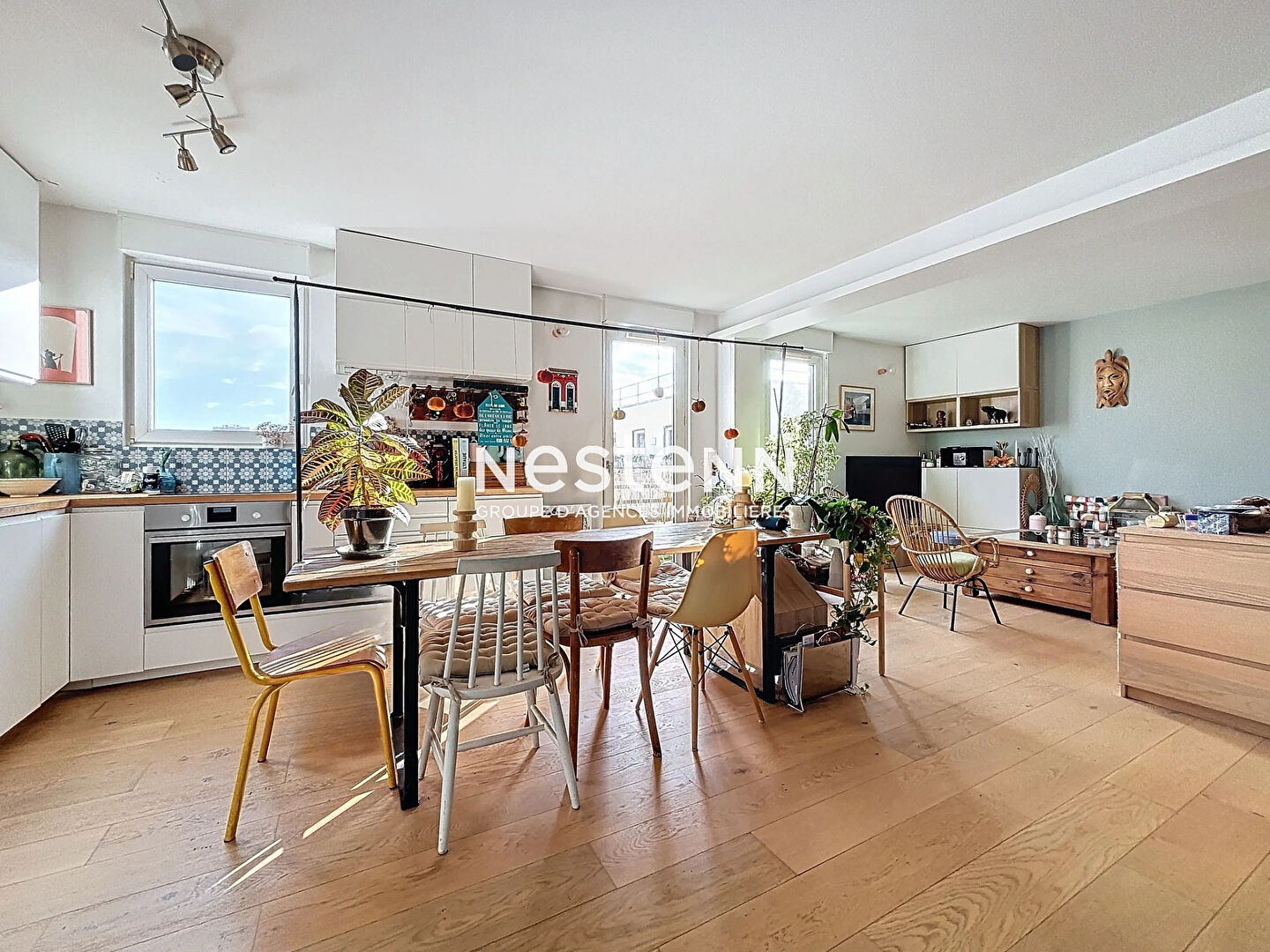 ISSY LES MOULINEAUX - ILE SAINT GERMAIN - Vente Appartement 5 pièces traversant au dernier étage avec balcons