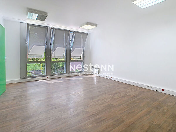 Vente bureau à Courbevoie (92400)