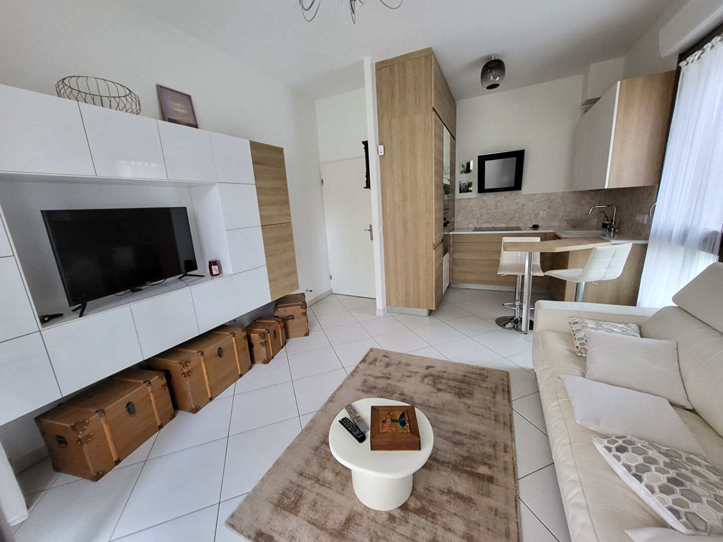 Appartement Nanterre 2 pièces de 44 m² avec terrasse de 14m² et jardin de 9m²