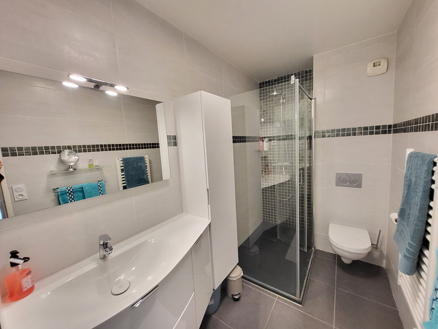 Appartement Nanterre 2 pièces de 44 m² avec terrasse de 14m² et jardin de 9m²
