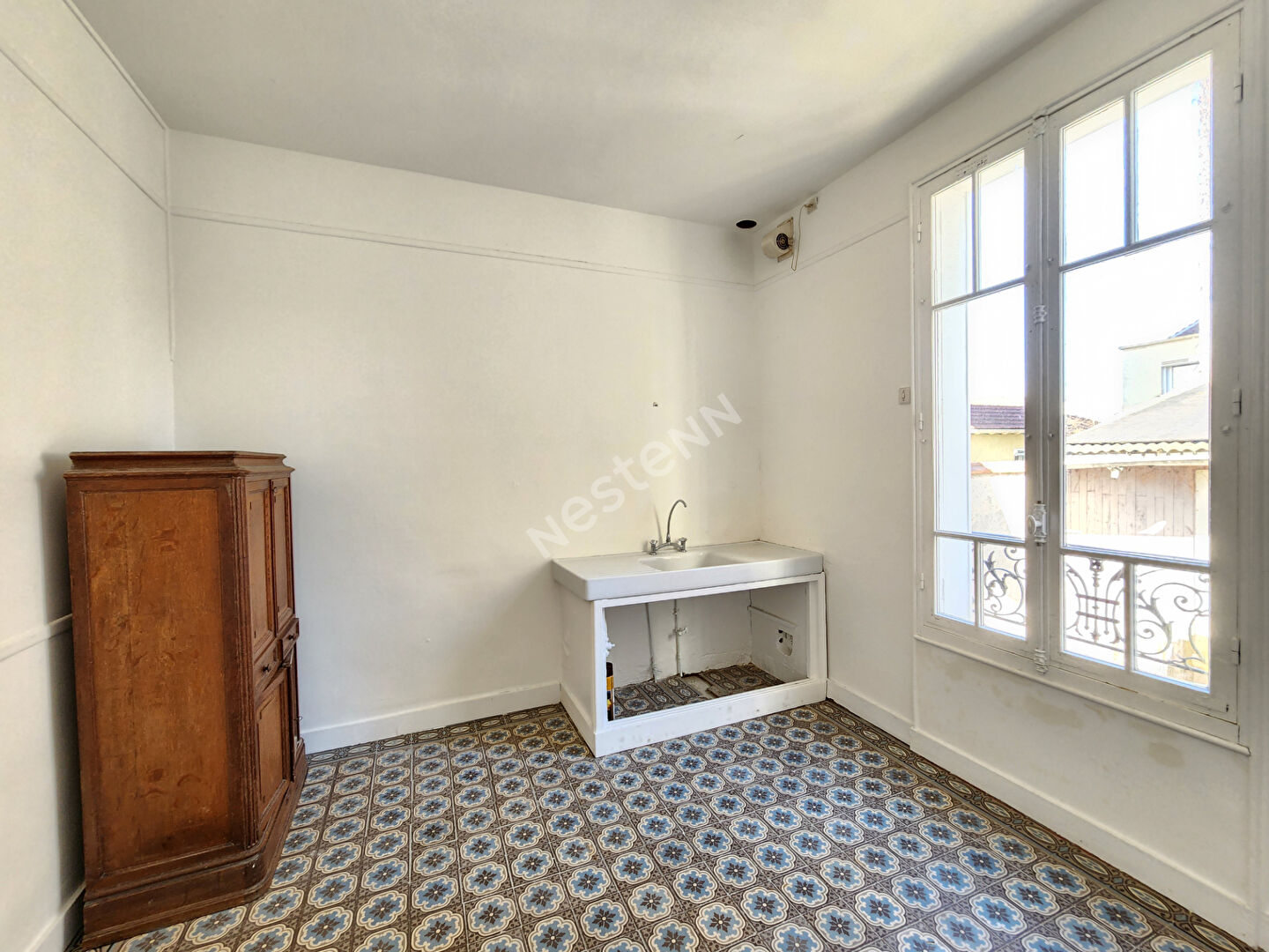 NANTERRE - Quartiers des musiciens : Maison 4 pièces  avec dépendances