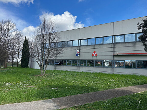 Vente local-professionnel à Villemade (82130)