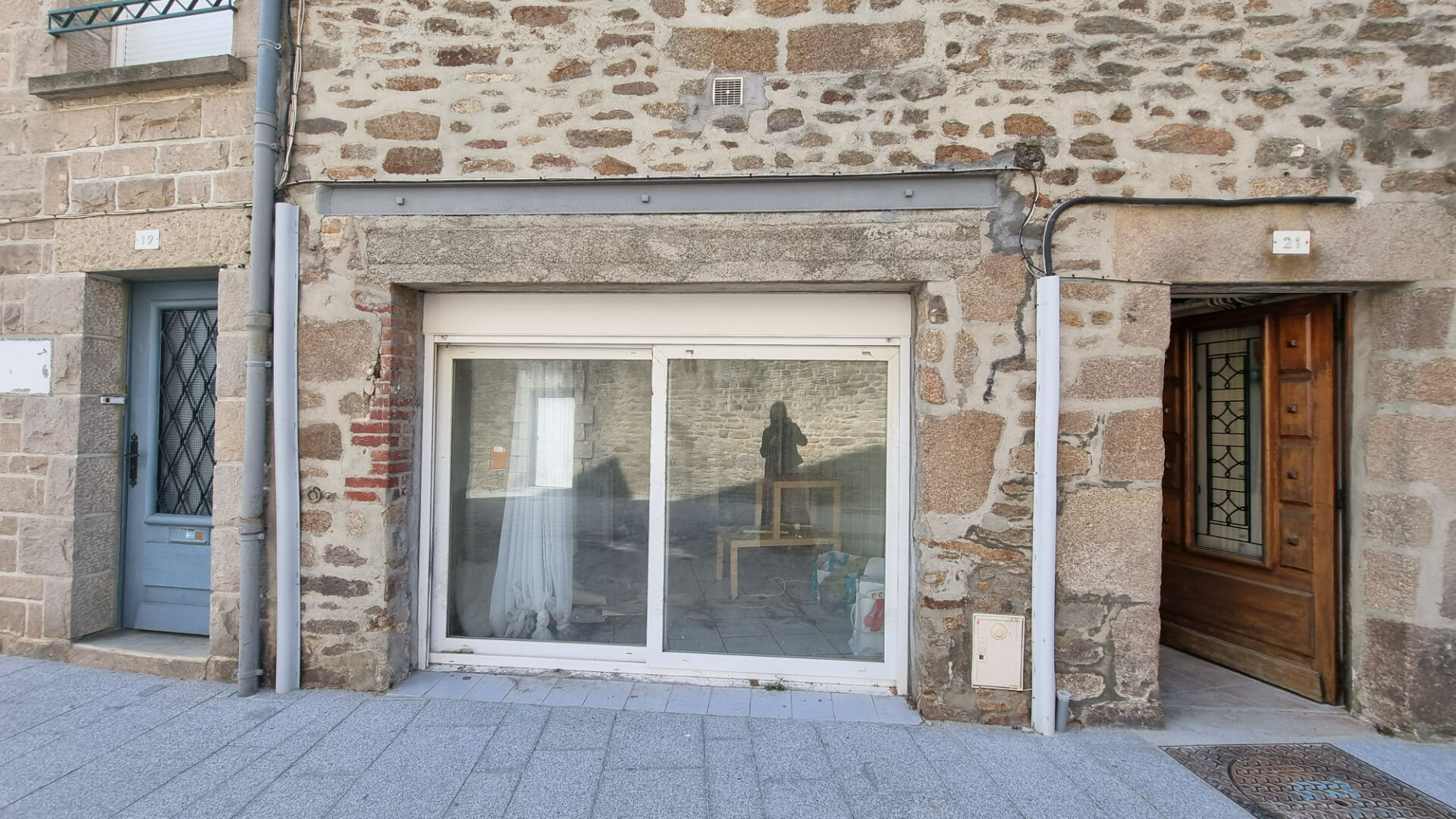 A LOUER - STUDIO MEUBLÉ- BAIL ETUDIANT  à DINAN