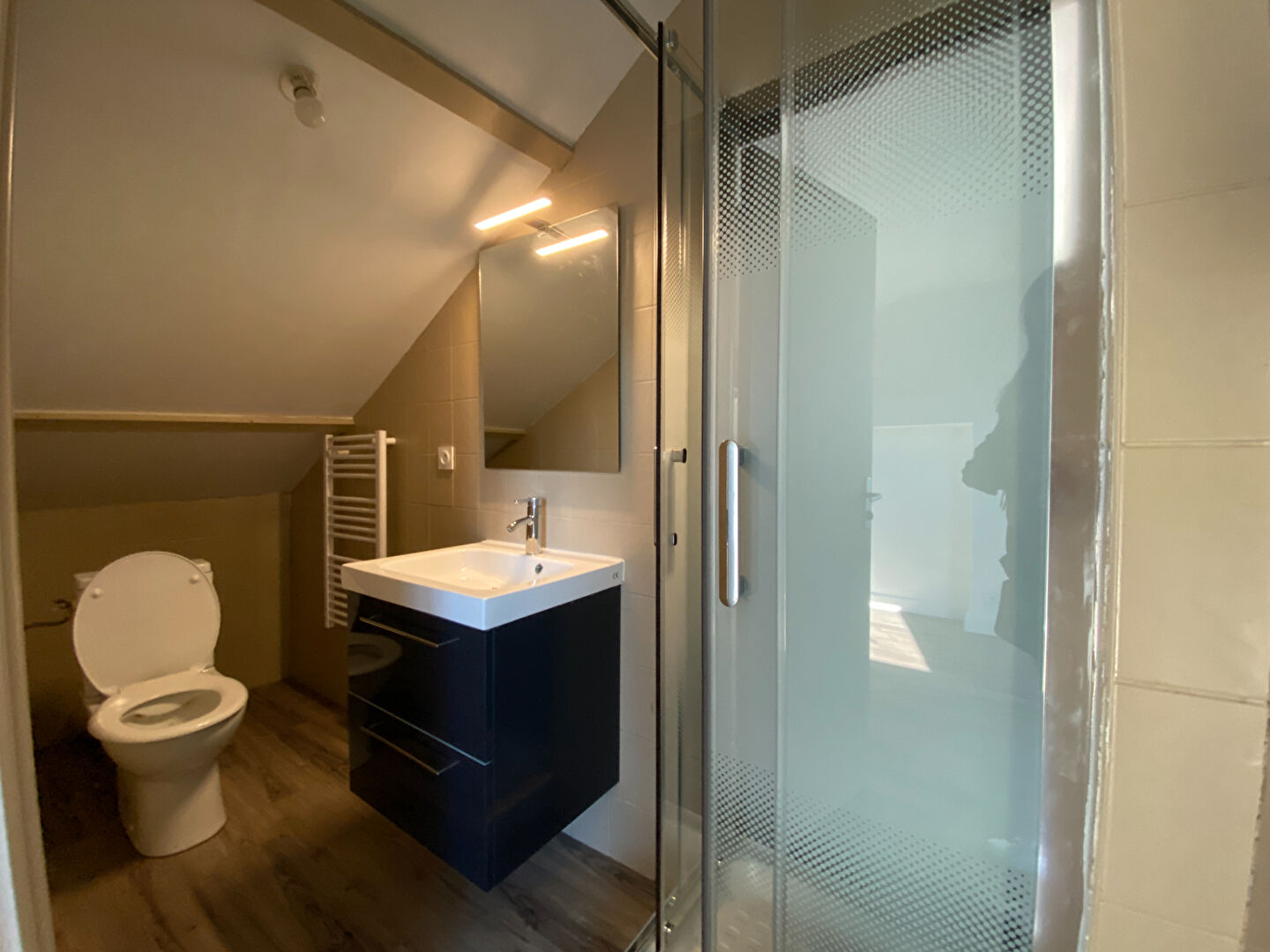 A LOUER étudiant- Studio 13m2 Dinan - AXE RENNES - DINAN