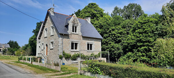 Vente par agence immobiliere à Dinan (22100)