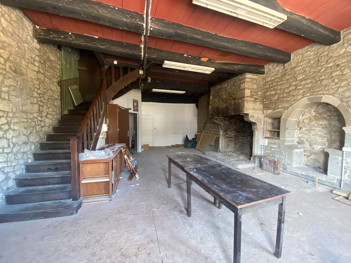 A VENDRE IMMEUBLE AU PORT DE DINAN 