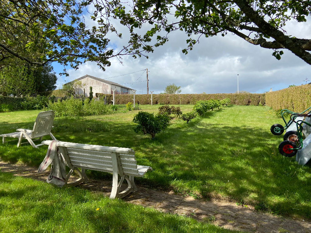 A vendre Maison à Merdrignac  de 8 pièces , Axe Rennes Loudéac