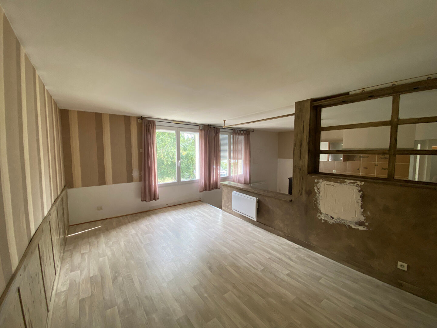 A LOUER - Appartement 3 pièces à Broons - Axe RENNES / ST-BRIEUC