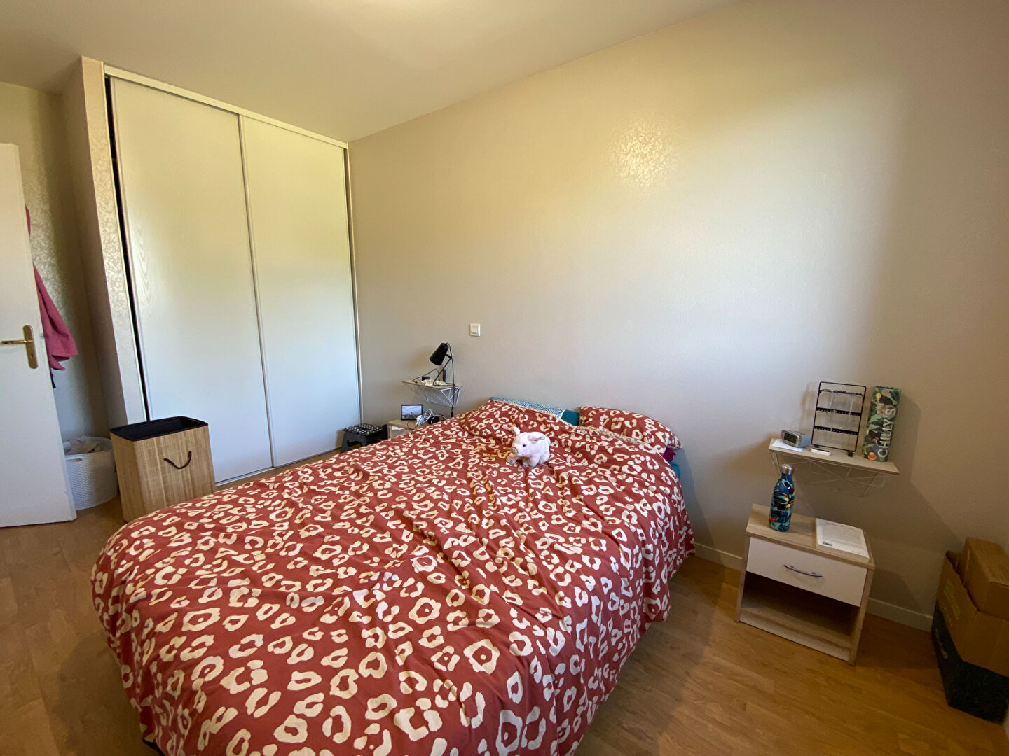 A LOUER - Appartement 3 pièces face à Super U à SAINT MEEN LE GRAND, axe Rennes Saint Brieuc