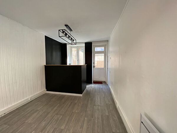 Location local-professionnel à Trelivan (22100)