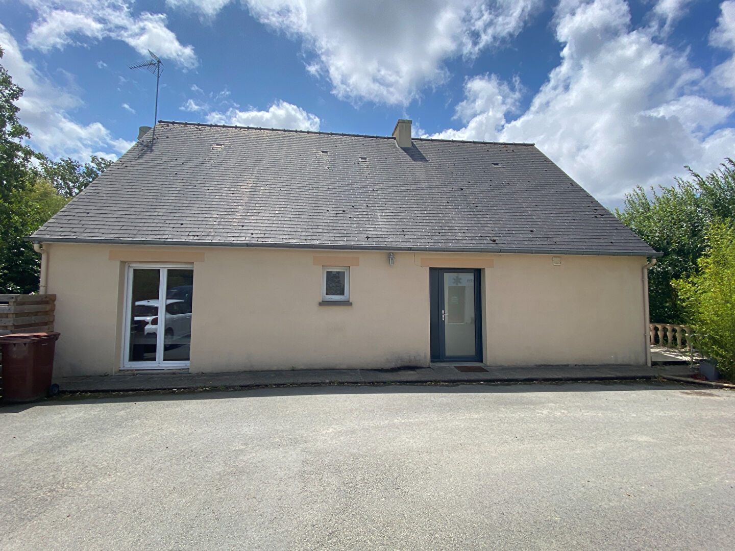 A LOUER - Maison CORSEUL en rez-de-chaussée 92m2 - axe DINAN - ST BRIEUC