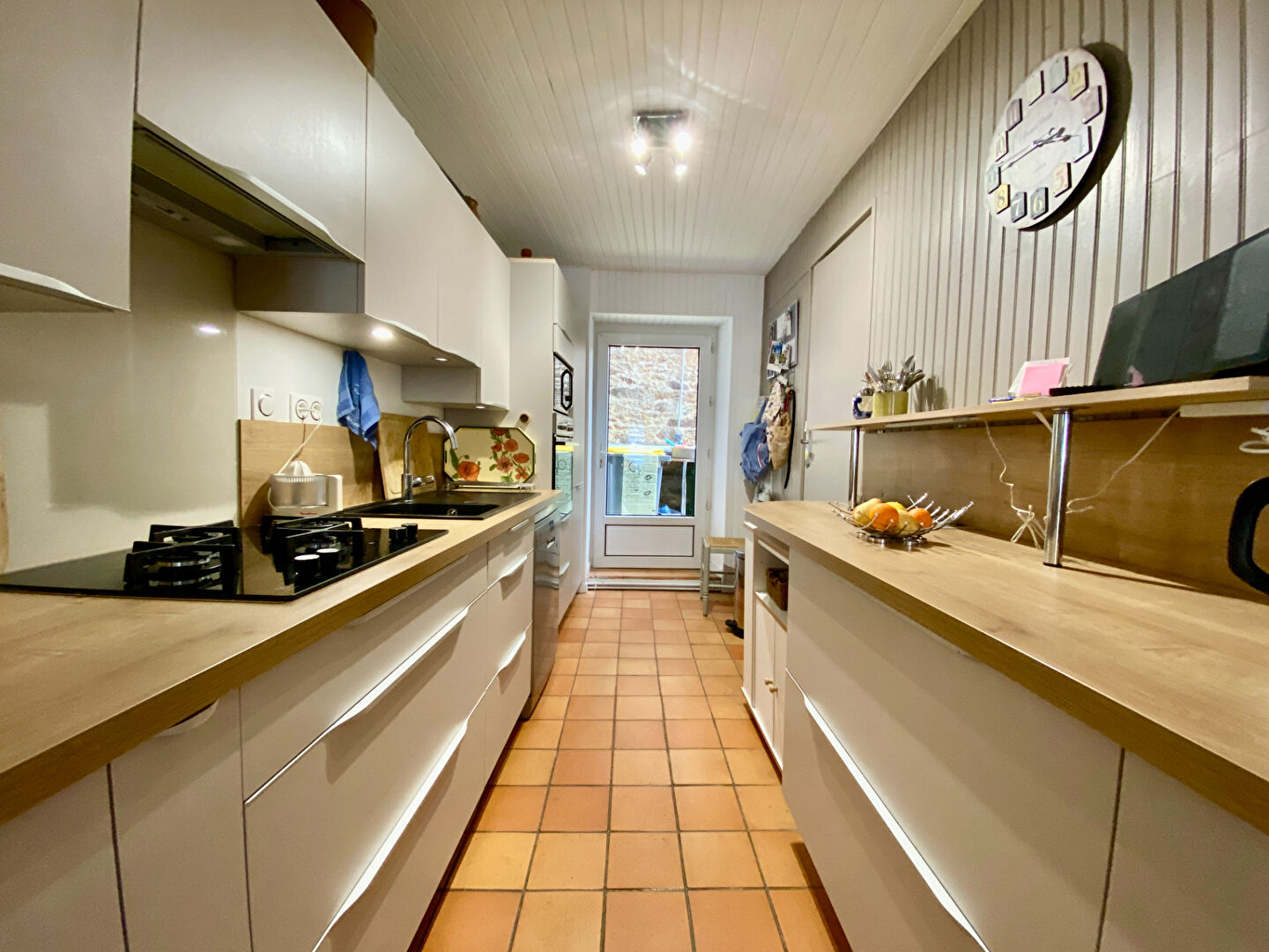 A VENDRE  Maison en pierre centre ville Dinan  historique  entièrement rénovée