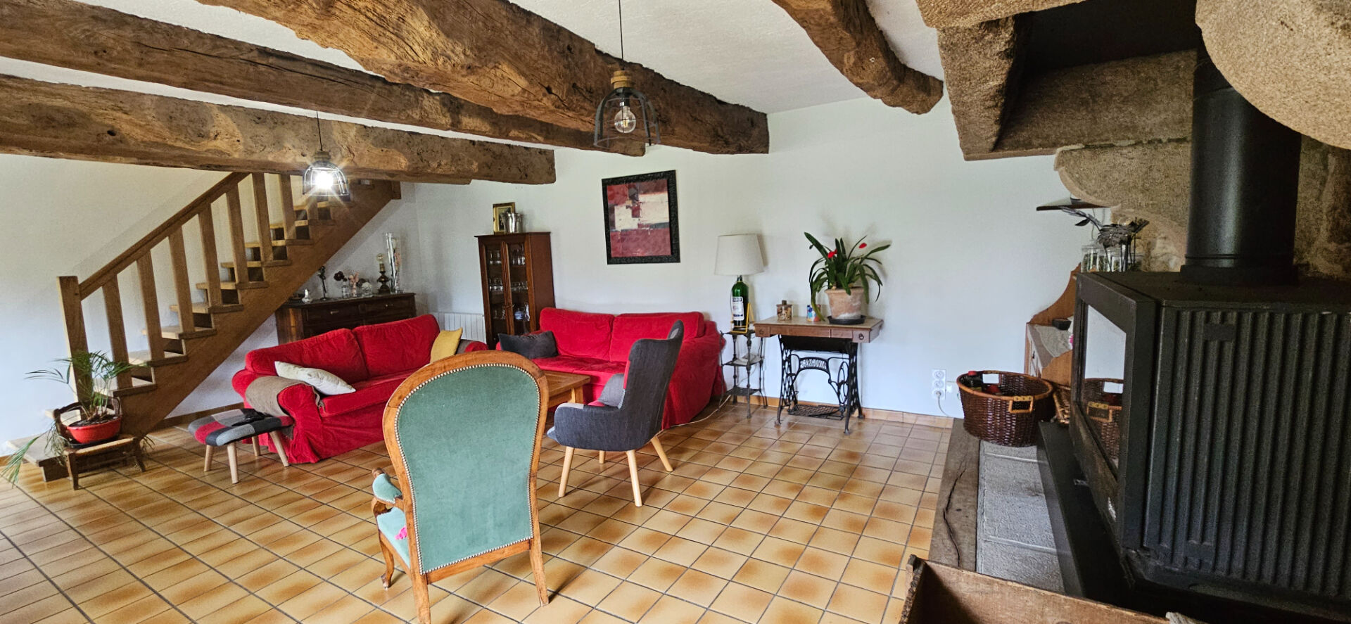 A vendre Proche EVRAN à 10km de  Dinan maison en pierres  7 pièces terrain de 1182m²