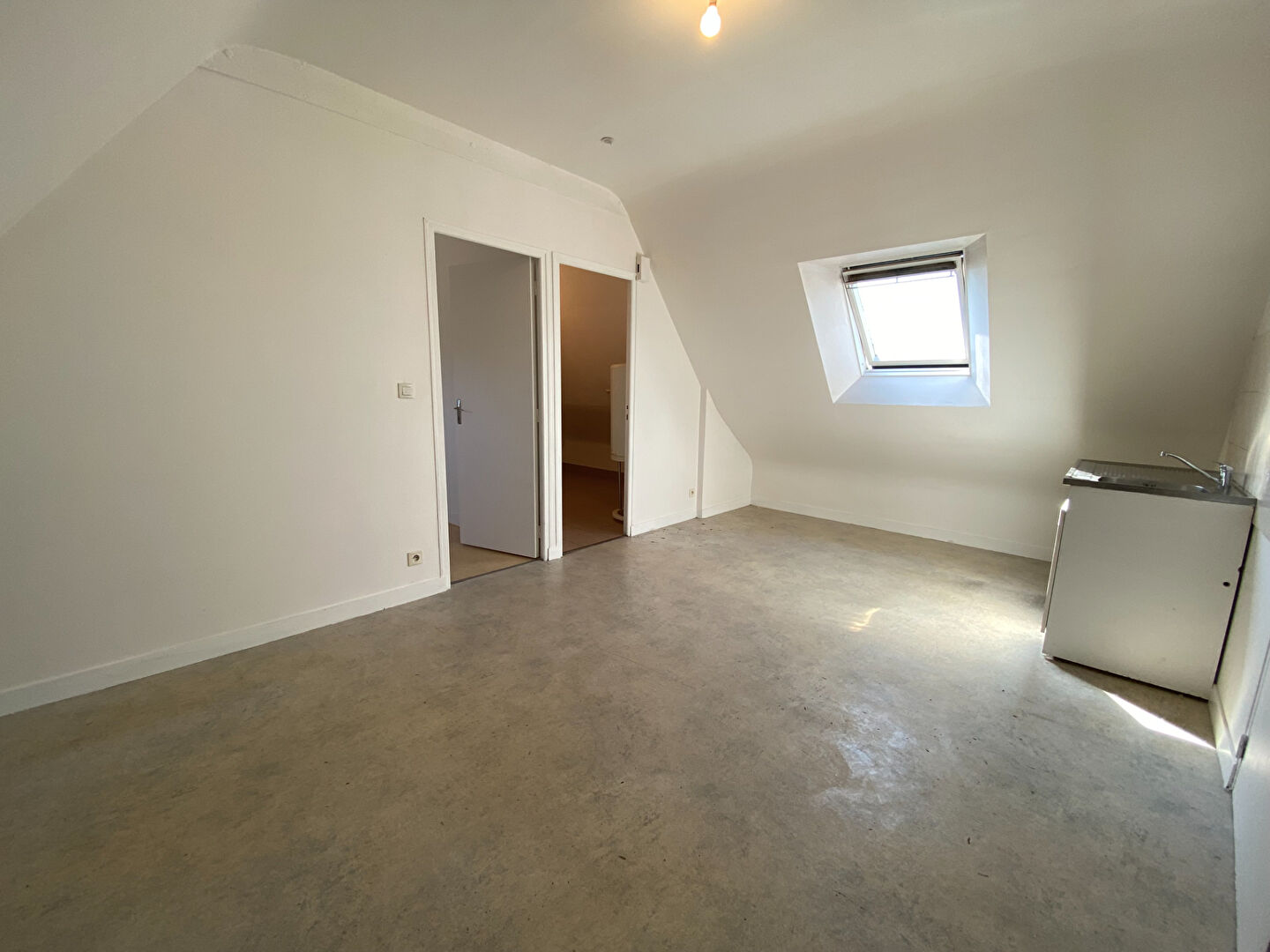 A LOUER - Appartement 1 chambre à ST MEEN LE GRAND