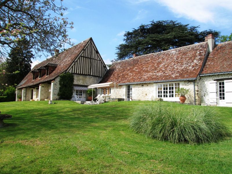 MAISON BOURGEOISE