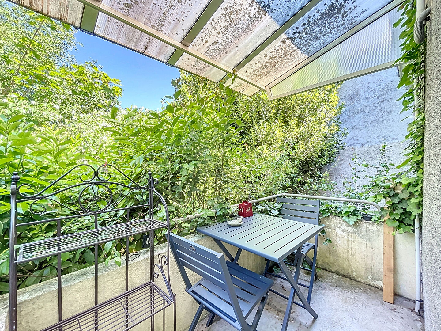 SAINT CYR SUR LOIRE - Maison 3 pièces avec sous-sol et garage, proche avenue de la Tranchée