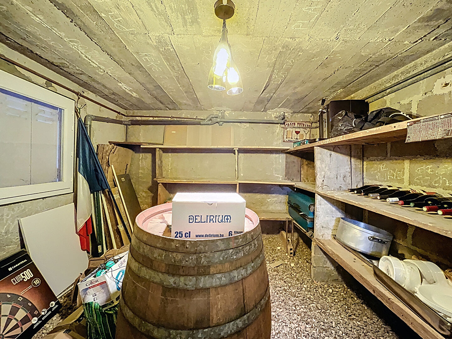 SAINT CYR SUR LOIRE - Maison 3 pièces avec sous-sol et garage, proche avenue de la Tranchée