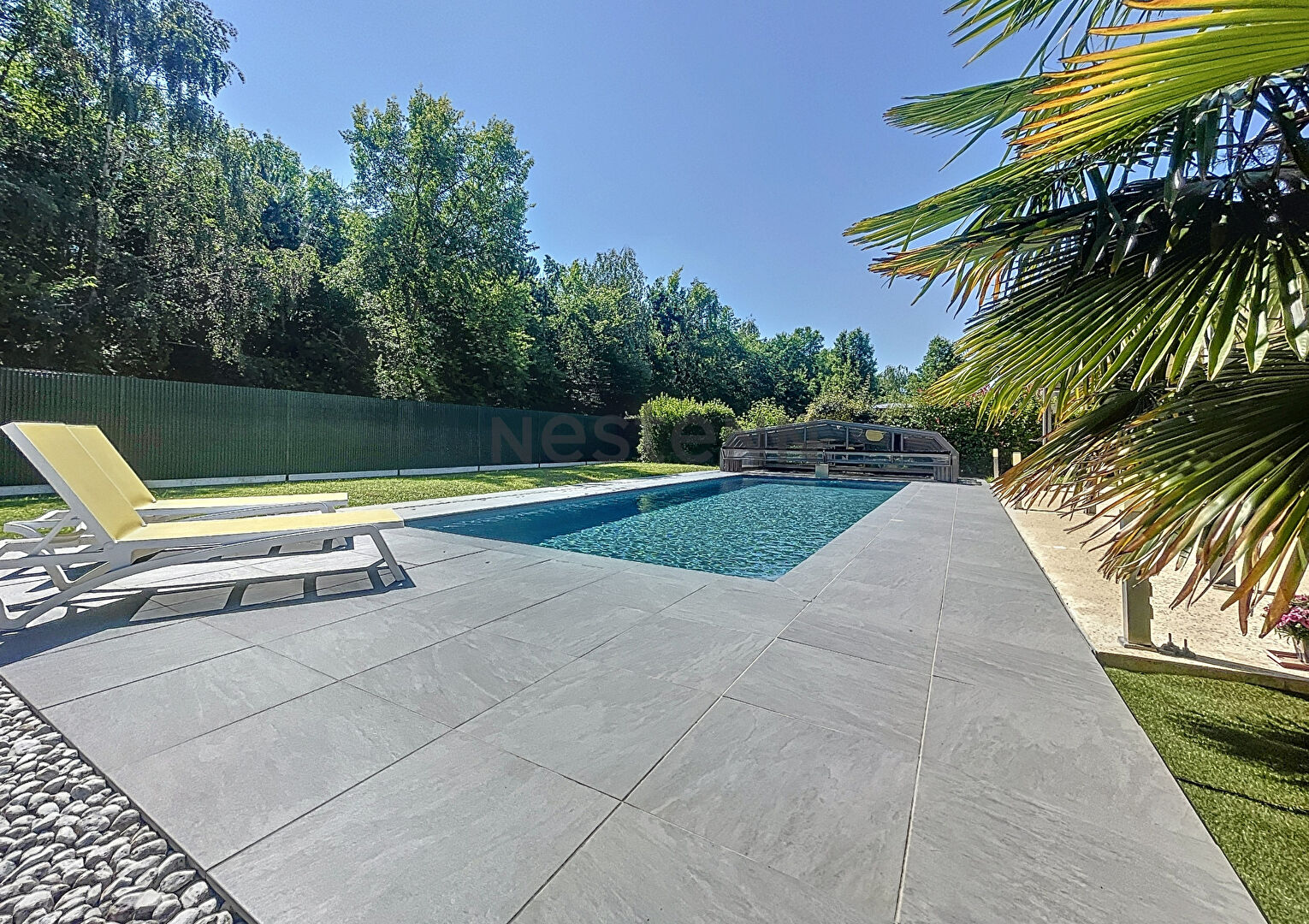 Maison 7 pièces - 5 chambres - 204 m2 - Piscine Biotop - SAINT CYR SUR LOIRE