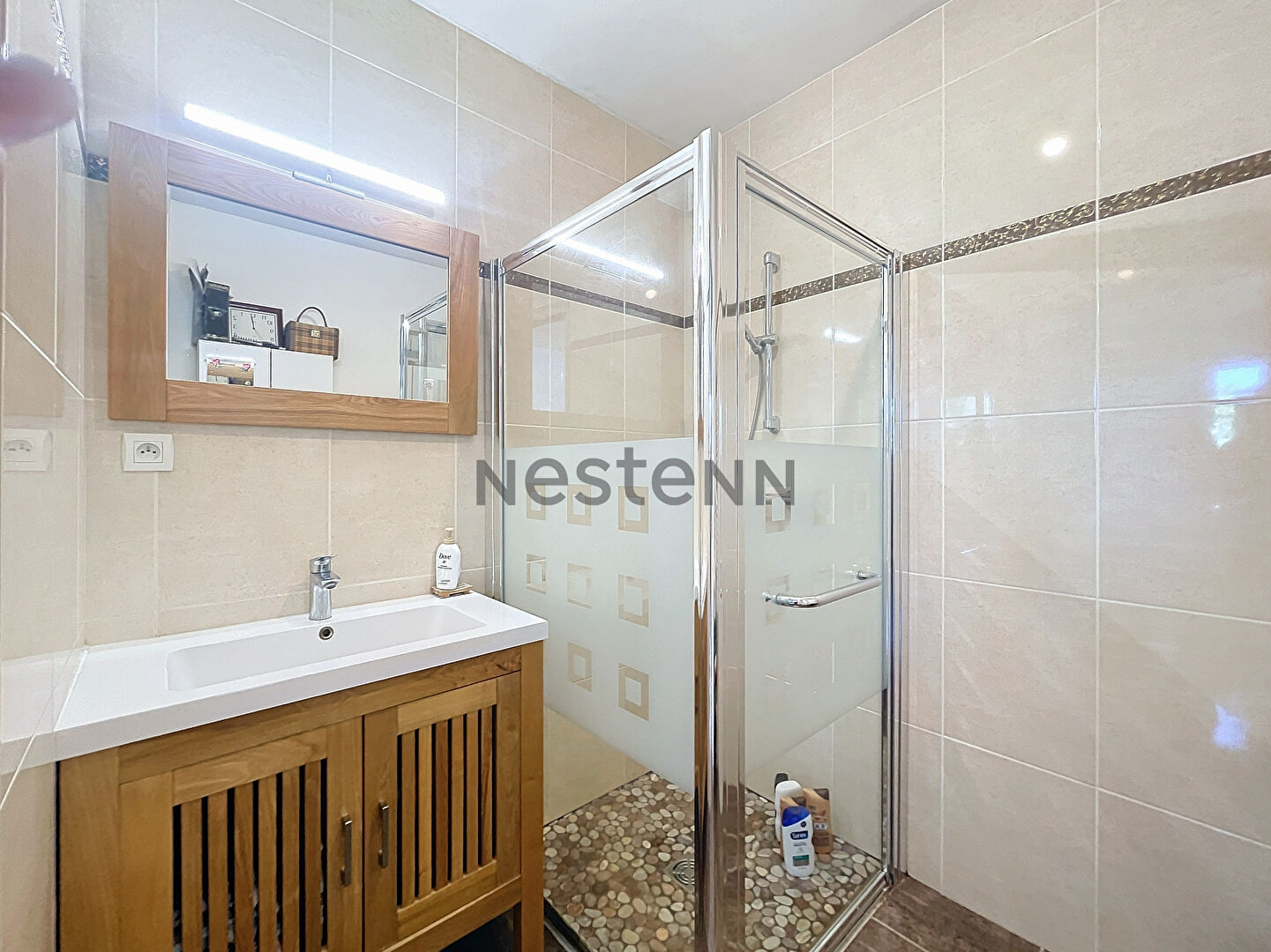 Maison 7 pièces - 5 chambres - 204 m2 - Piscine Biotop - SAINT CYR SUR LOIRE