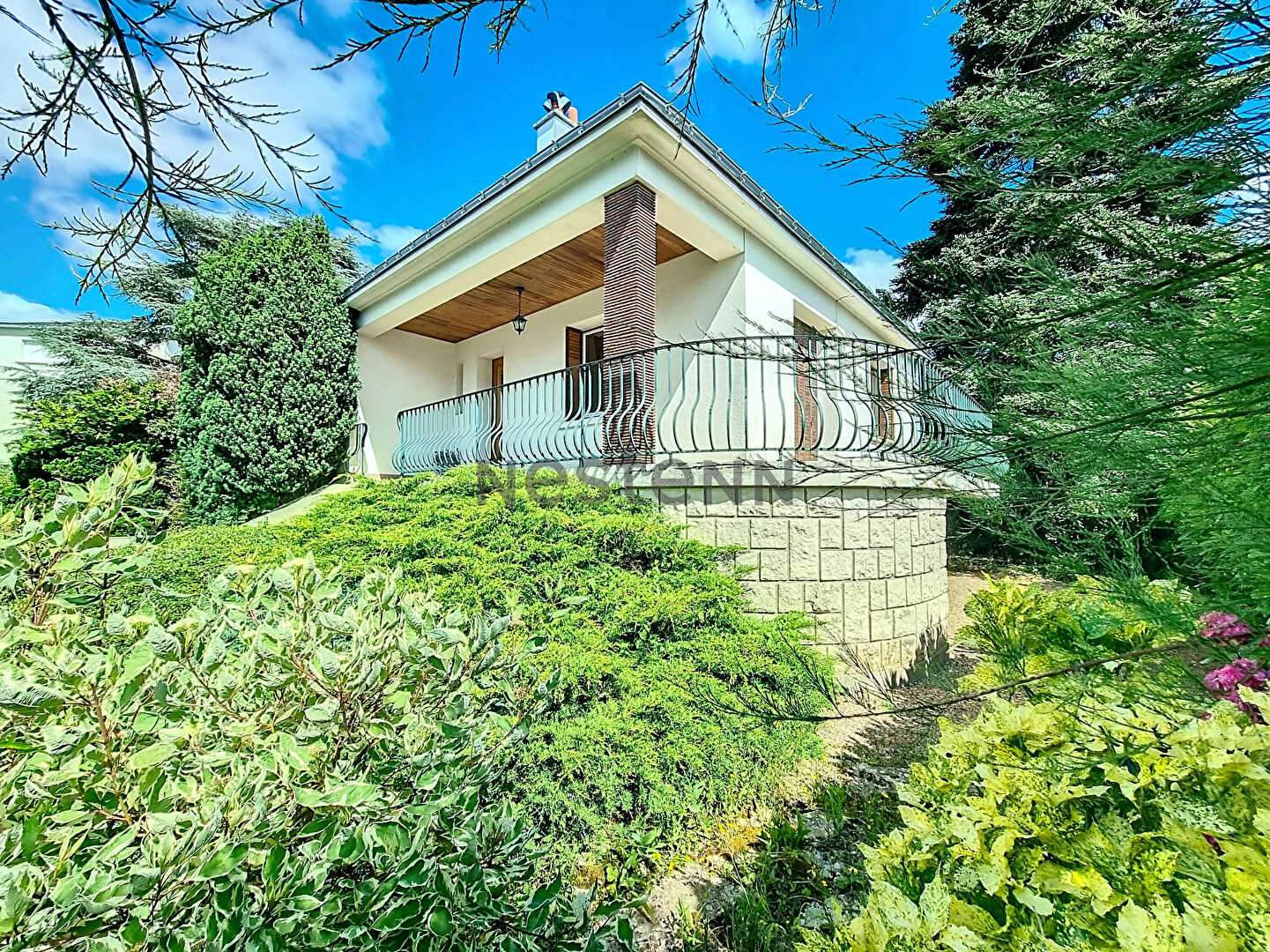 Maison  4 pièces - SAINT CYR SUR LOIRE - PROCHE COMMODITES