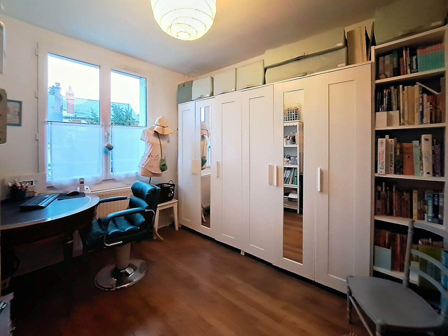 Maison Saint Cyr Sur Loire 4 CHAMBRES - TRAM - COMMERCES - ECOLES