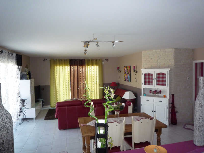  ST CLEMENT DE LA PLACE - 6 pièce(s) - 107,50 m2