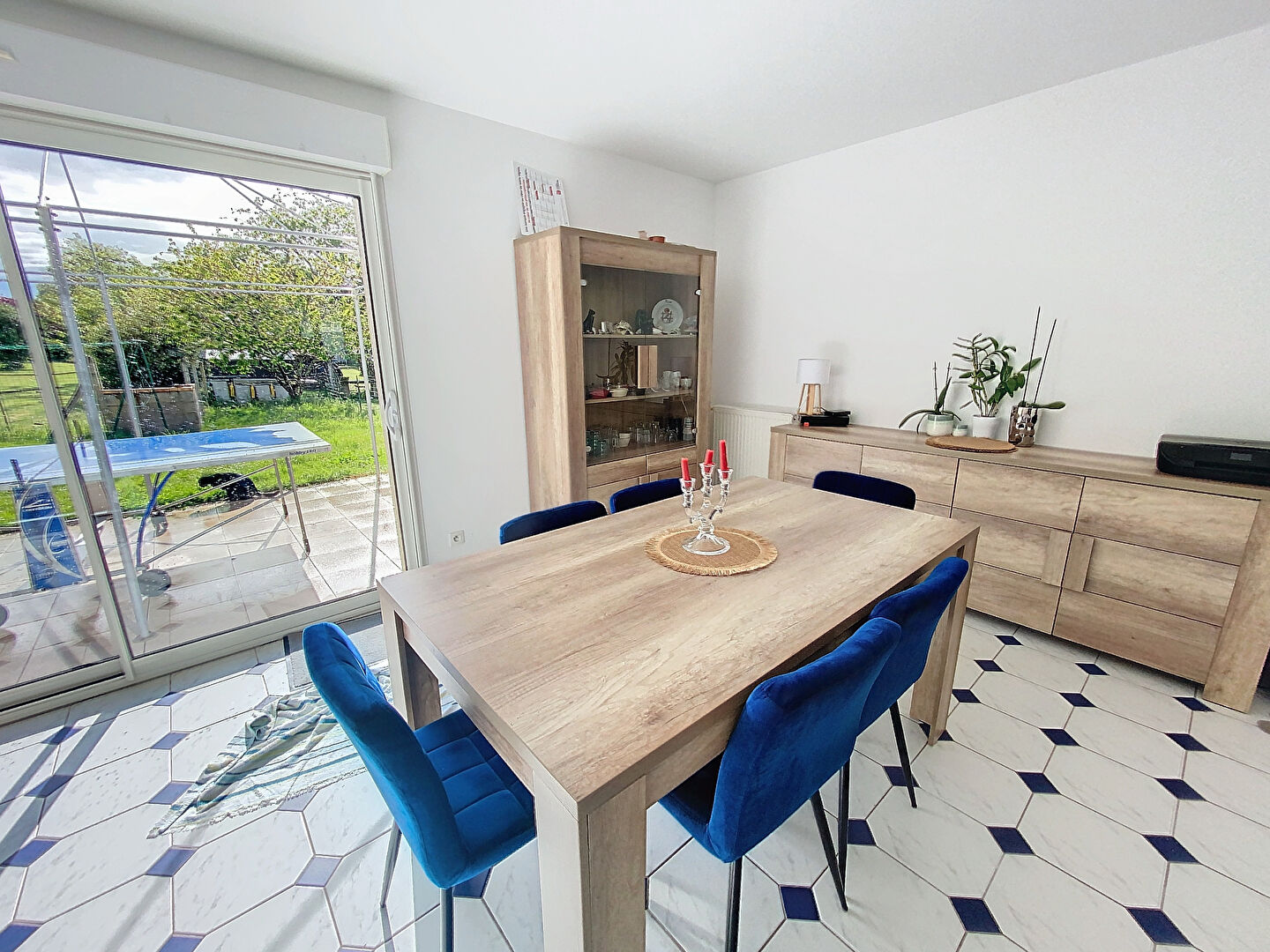 Chargé, achat maison  5 pièce(s)