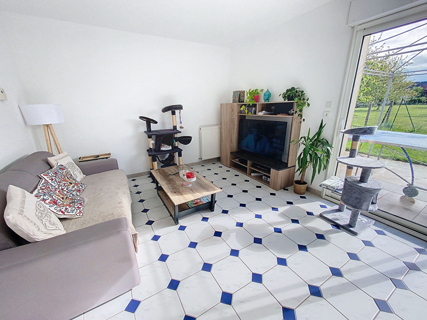 Chargé, achat maison  5 pièce(s)