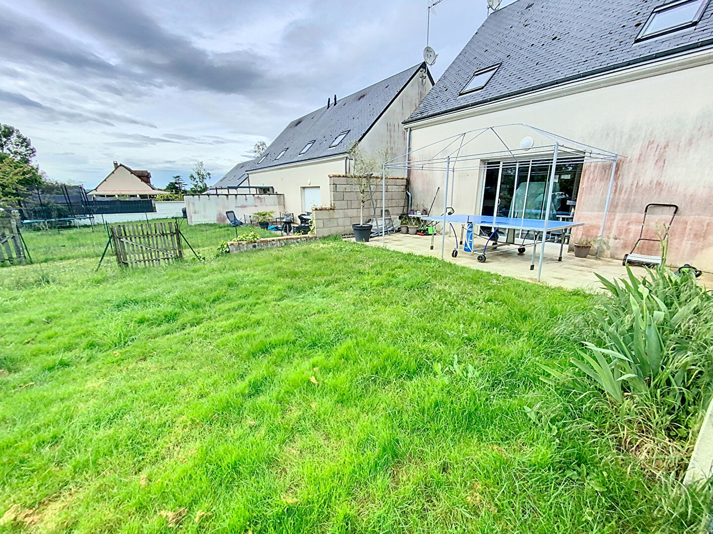 Chargé, achat maison  5 pièce(s)