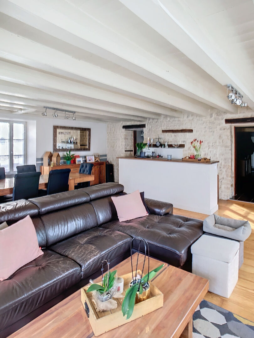 Maison Doix Les Fontaines 217 m2