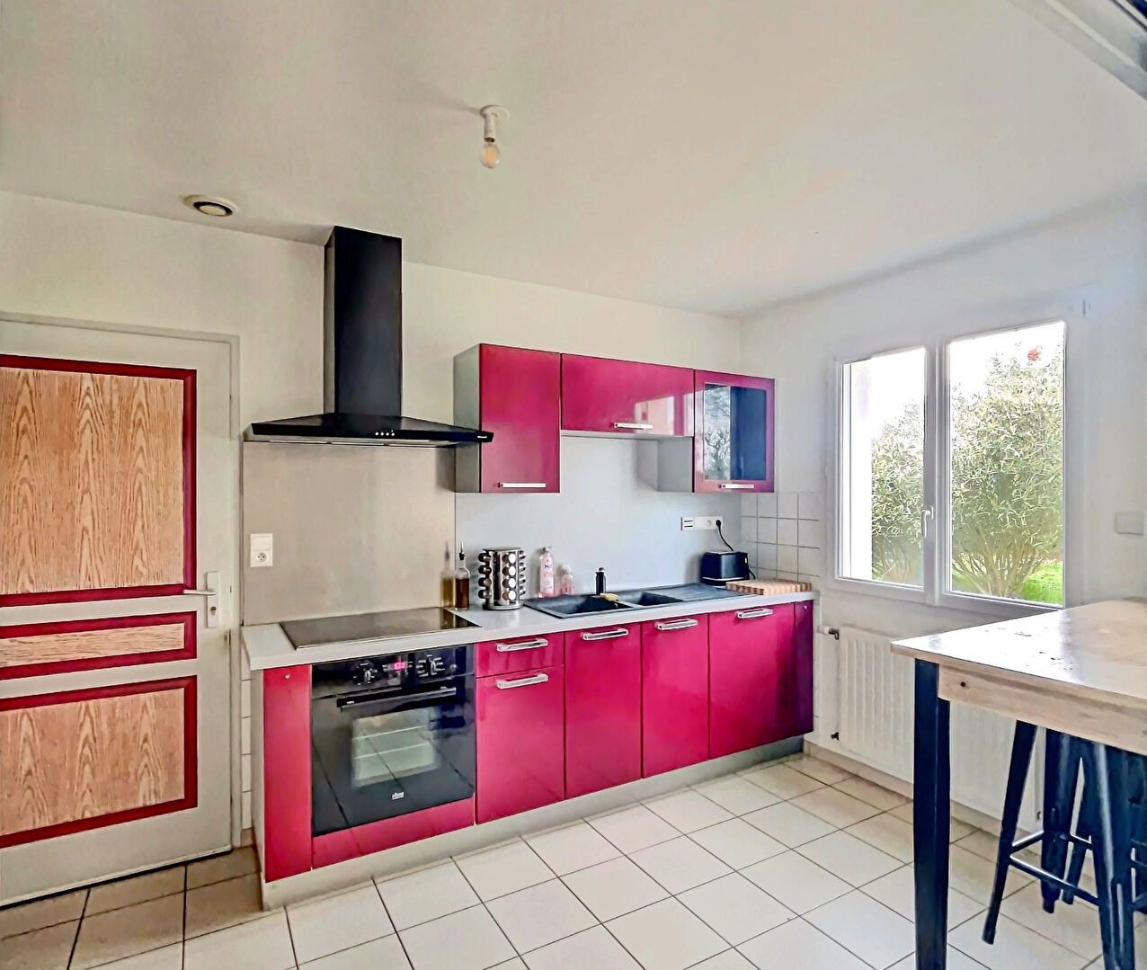 Charmante maison de plain-pied d'environ 97 m² avec 3 chambres à Fontenay-le-Comte