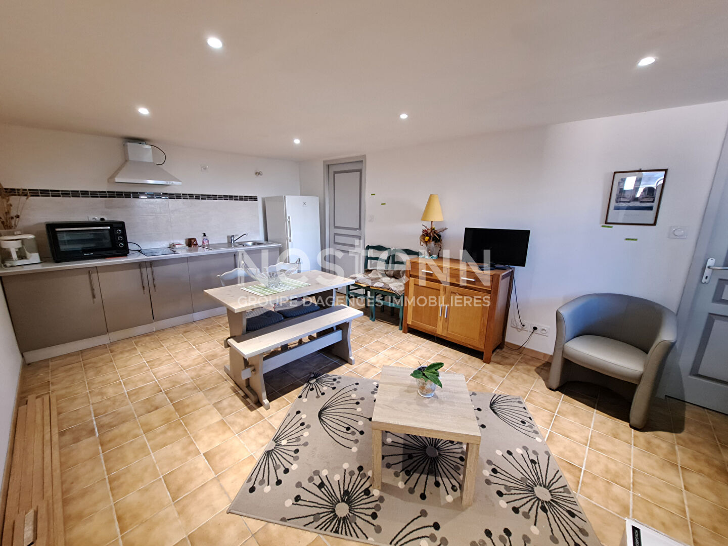 Maison 5 chambres située à Fontenay Le Comte avec parc, piscine et pool house