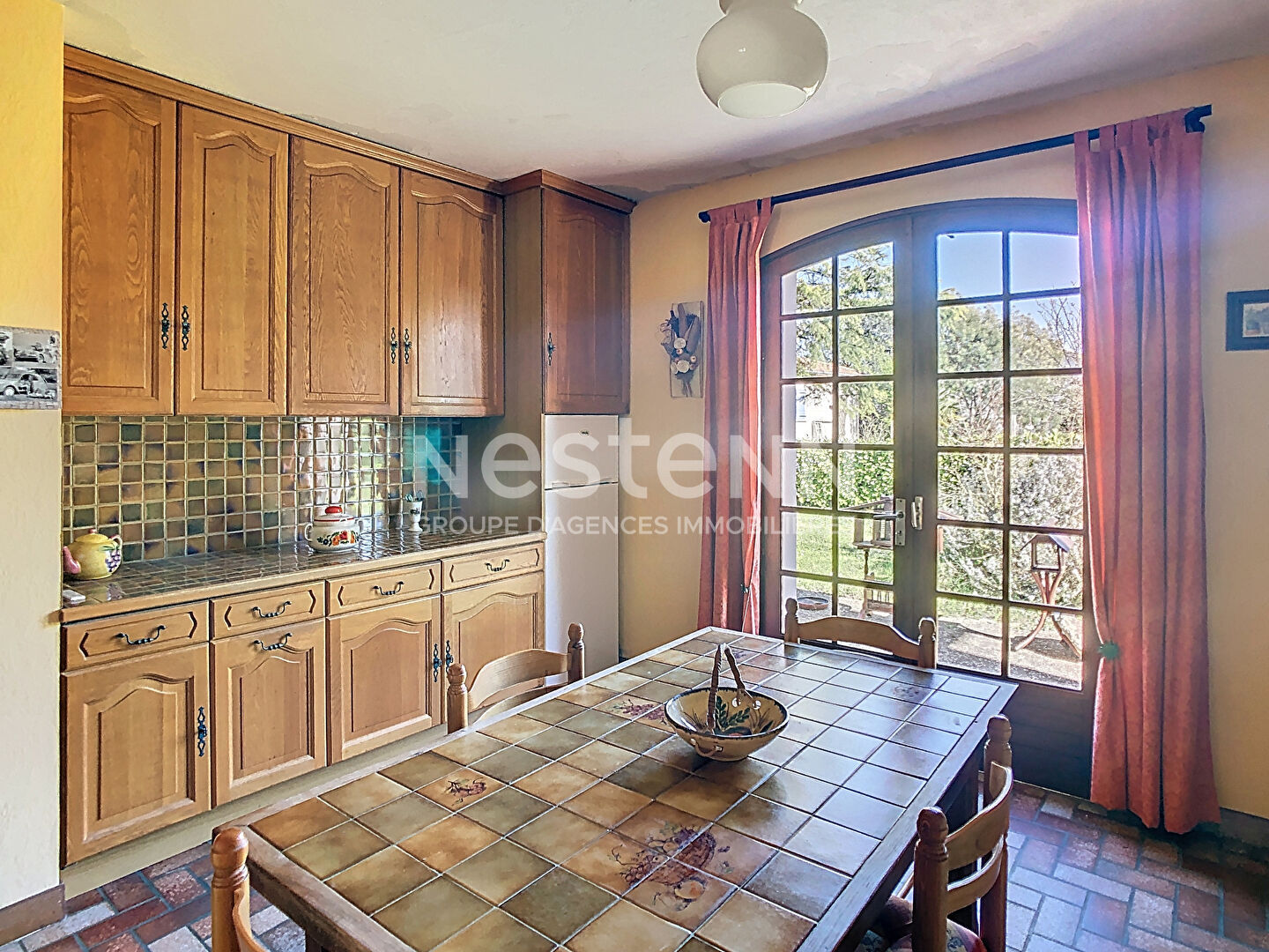 Grande maison familiale à Fontenay-le-Comte, proche centre-ville, 5 pièce(s) 170 m2