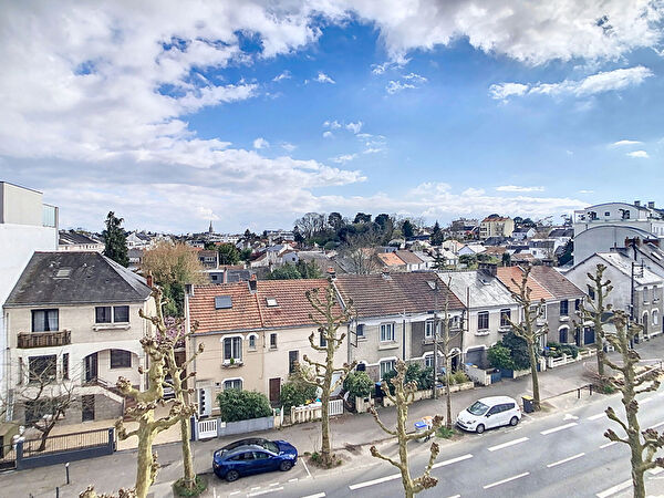Vente par agence immobiliere à Nantes (44000)
