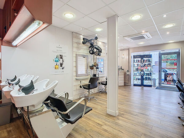 Vente local-professionnel à Saint hilaire de riez (85270)