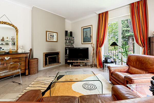Vente par agence immobiliere à Nantes (44000)
