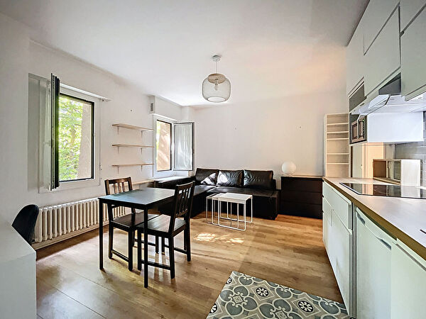 Vente par agence immobiliere à Nantes (44000)