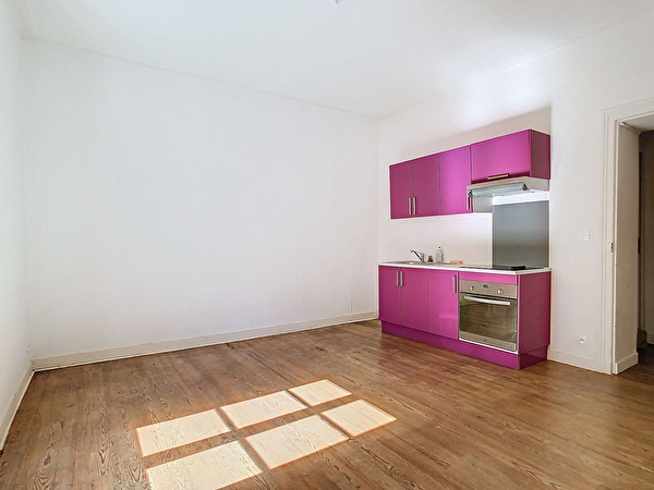 Vente par agence immobiliere à Nantes (44000)