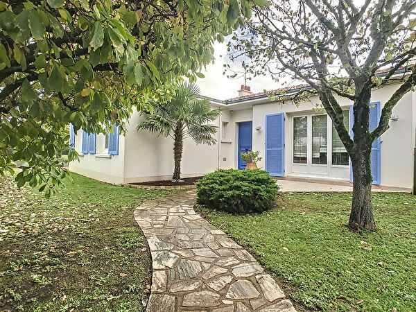 Vente par agence immobiliere à Vallet (44330)
