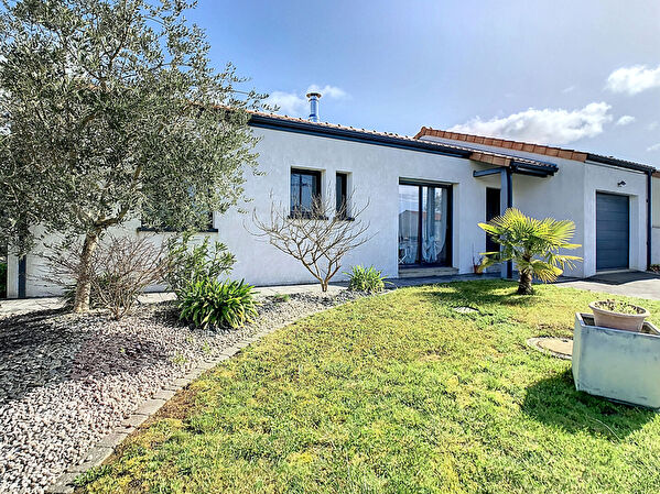 Vente par agence immobiliere à Vallet (44330)