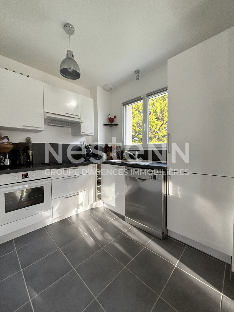 Jolie maison contemporaine à vendre  à LOCMINE 2 chambres, garage et 460 m² de jardin