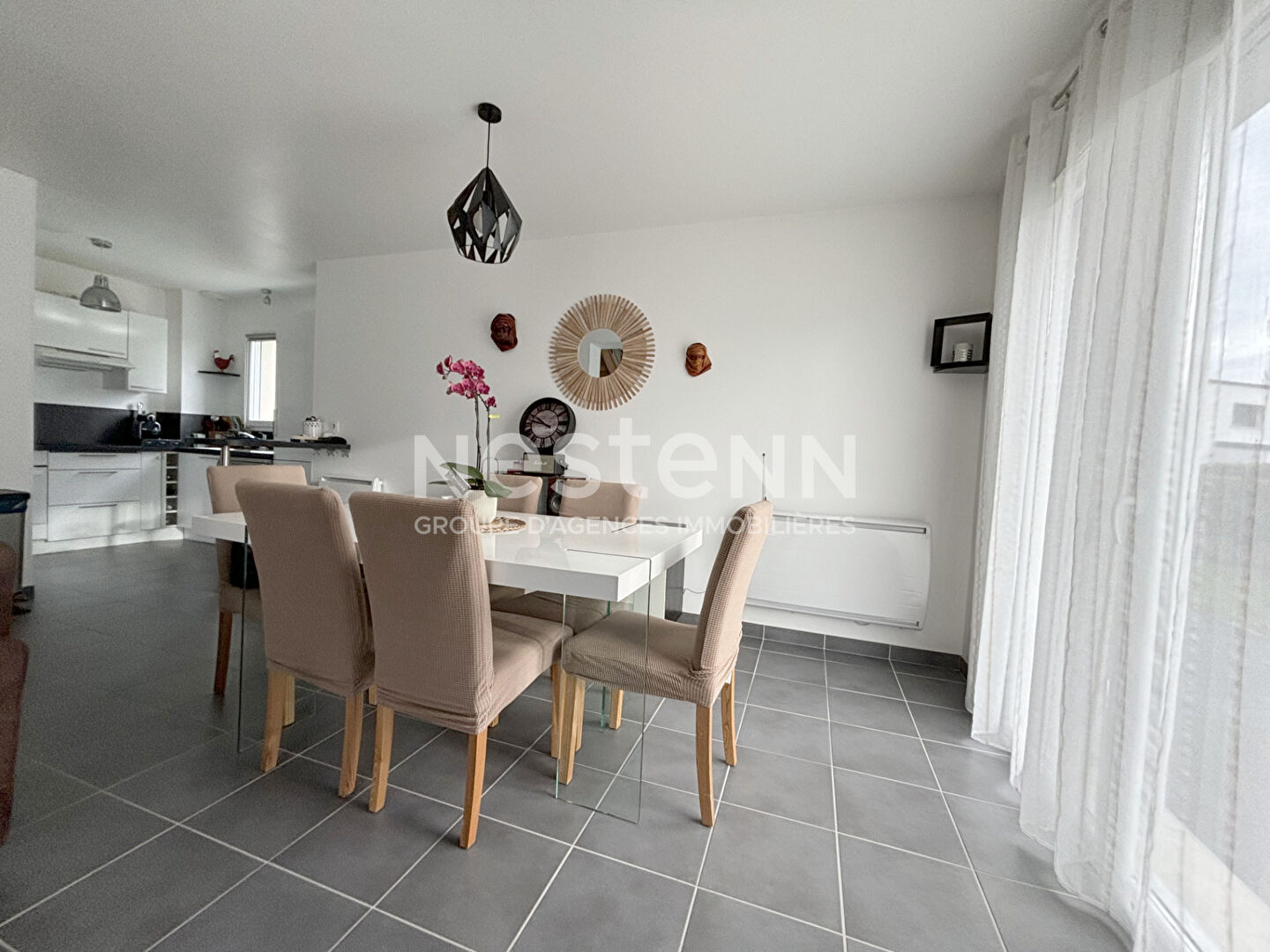 Jolie maison contemporaine à vendre  à LOCMINE 2 chambres, garage et 460 m² de jardin
