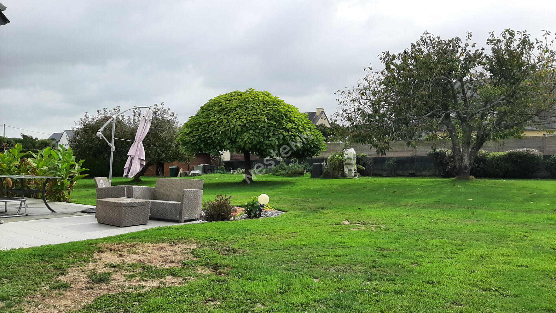 Maison à vendre  4 chambres avec un beau jardin clos - 25 km de Vannes
