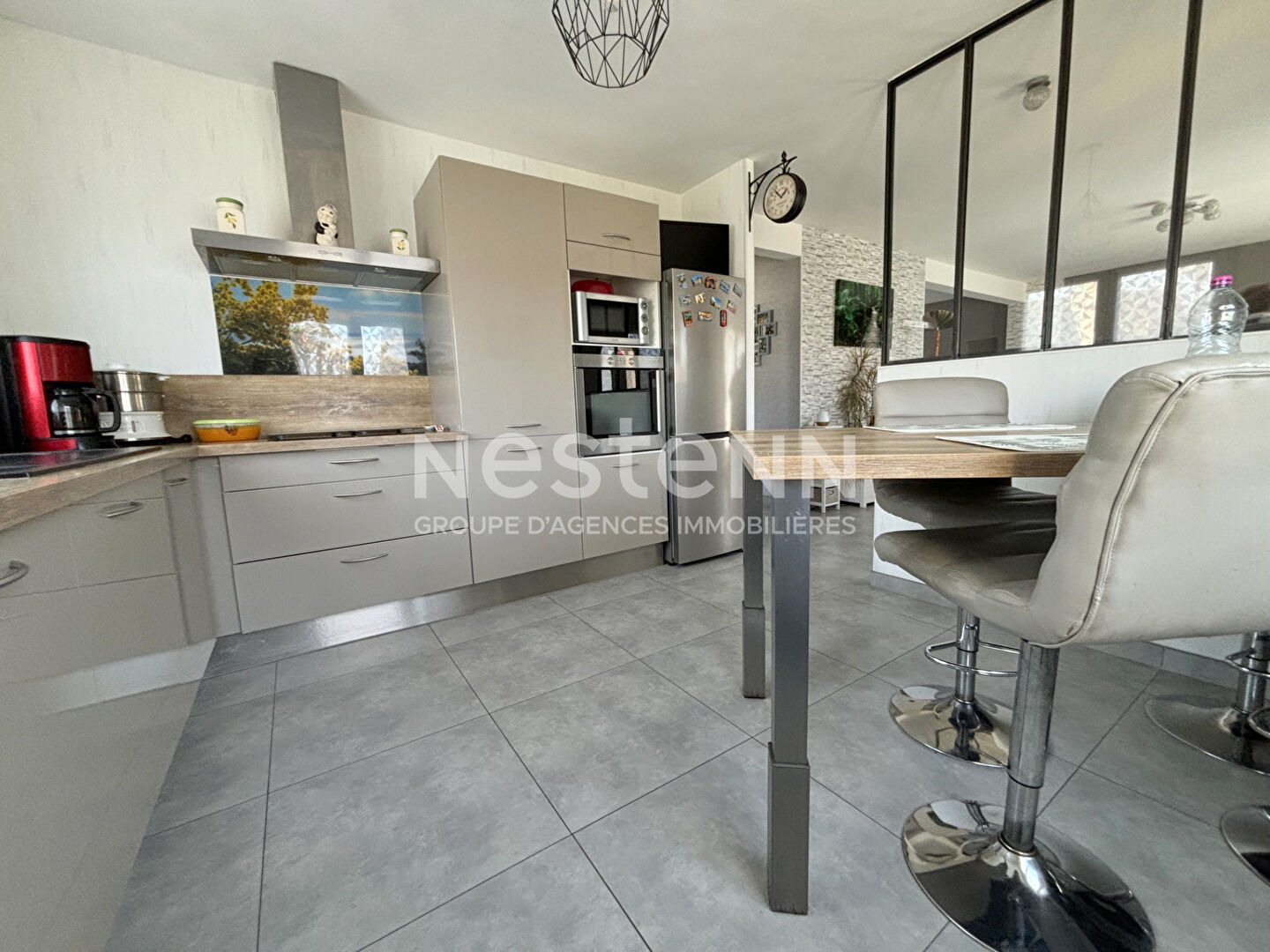 Maison à vendre à LOCMINE -  3 chambres, double garage et jardin