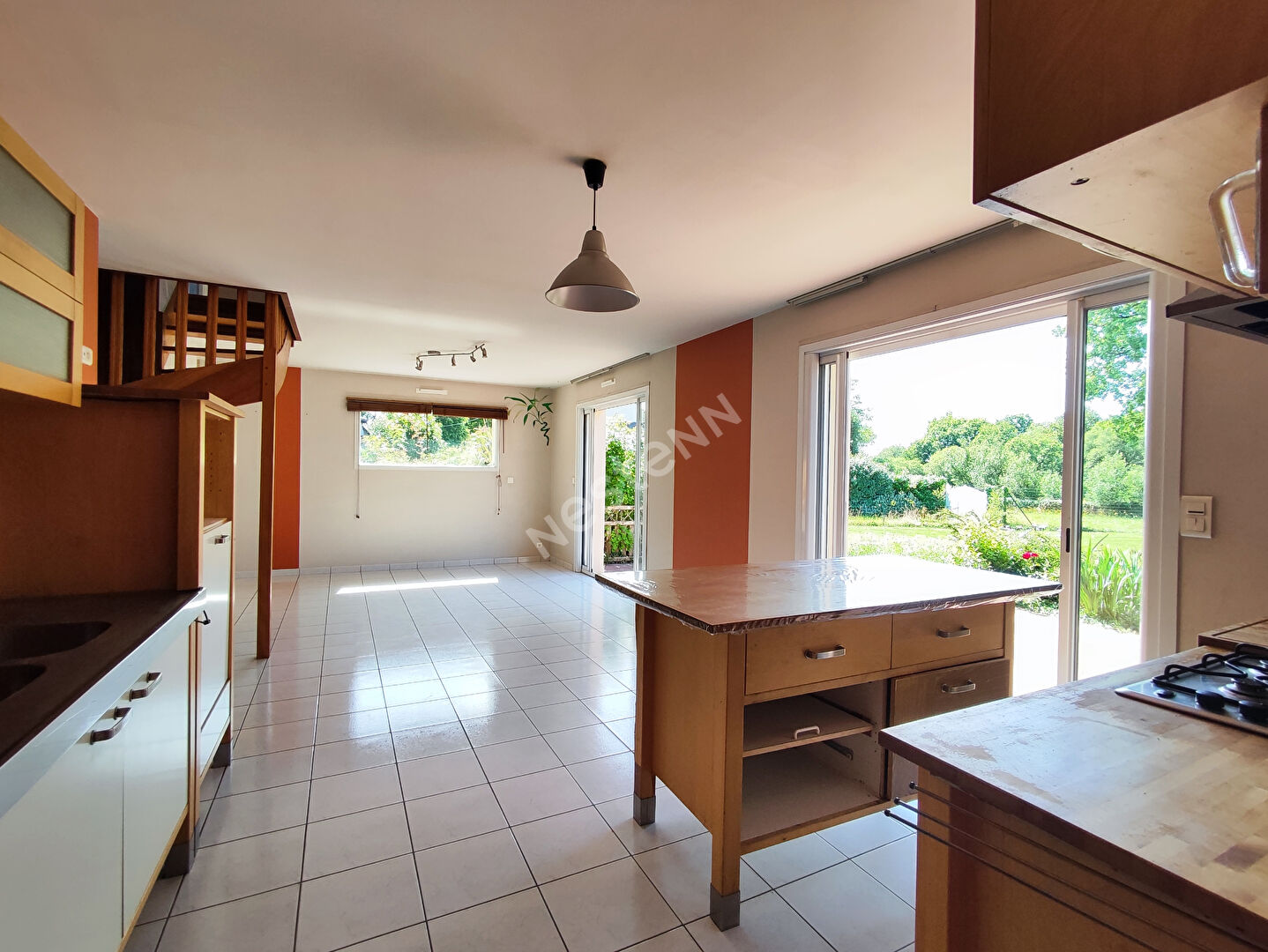 Maison à vendre à Bignan proche Locminé - Vie de plain pied - 2000 M2 de Terrain avec hangar