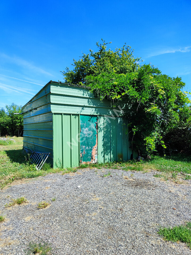Maison à vendre à Bignan proche Locminé - Vie de plain pied - 2000 M2 de Terrain avec hangar