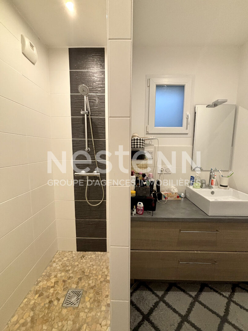 Maison contemporaine  à vendre à Locminé - 4 chambres, garage et son jardin 425 m²