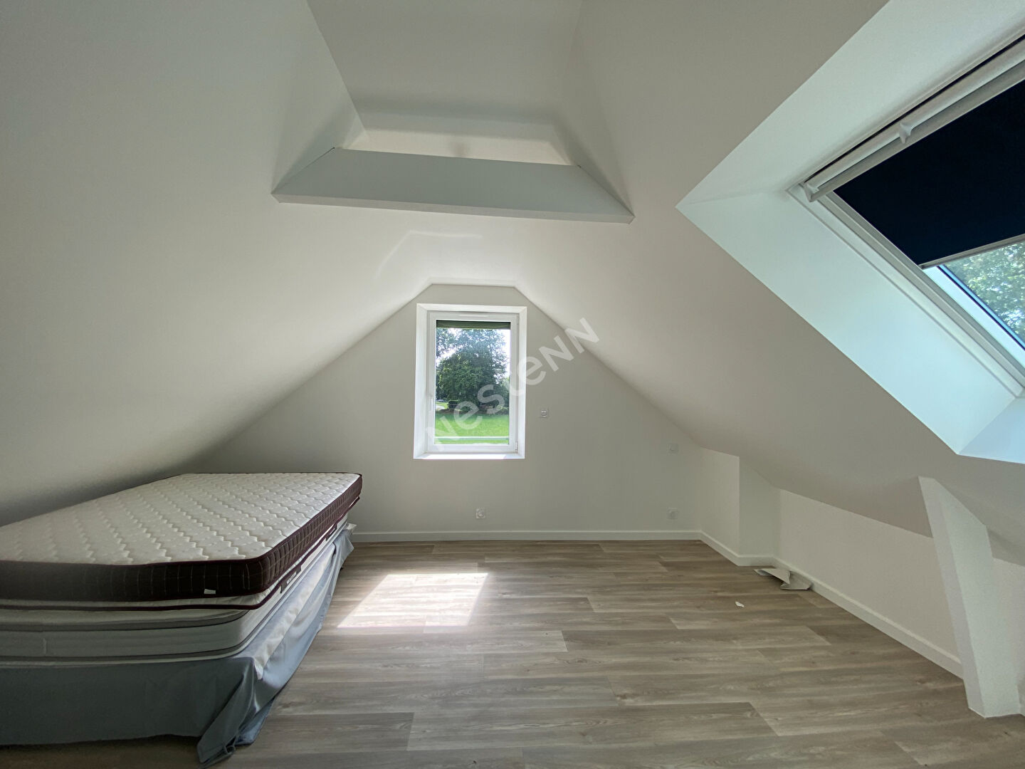 A LOUER - REGUINY Campagne - MAISON 3 CHAMBRES