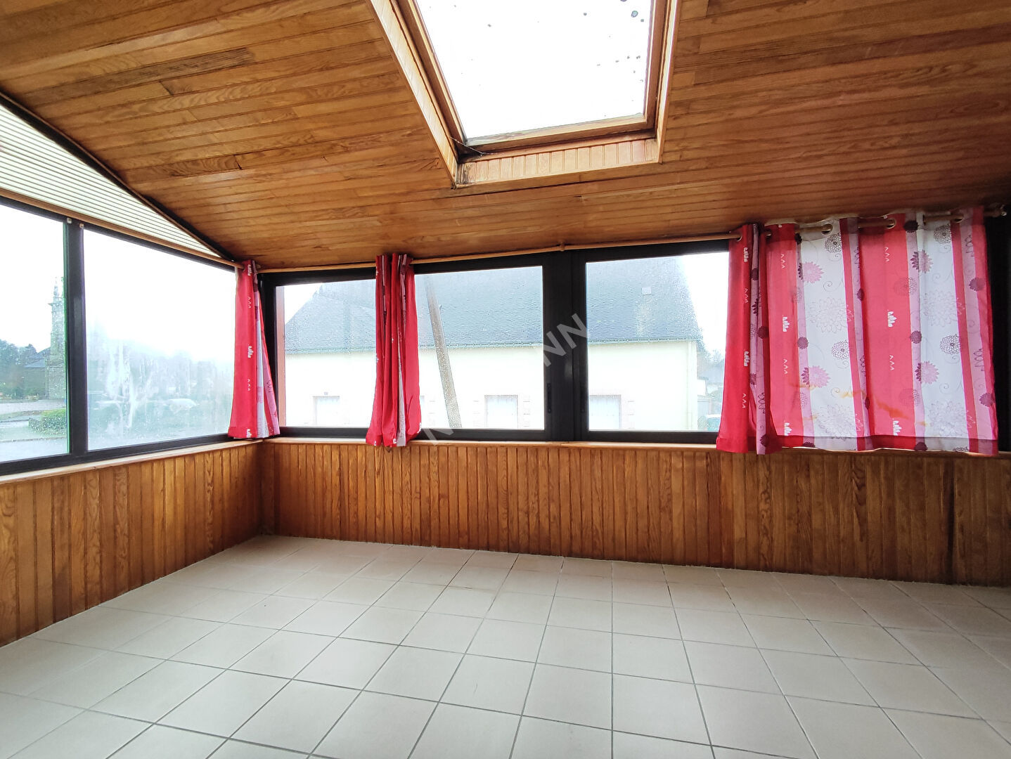 Maison à vendre à Naizin centre bourg  - 3 chambres - sous-sol -  10 minutes de Pontivy  et Locminé