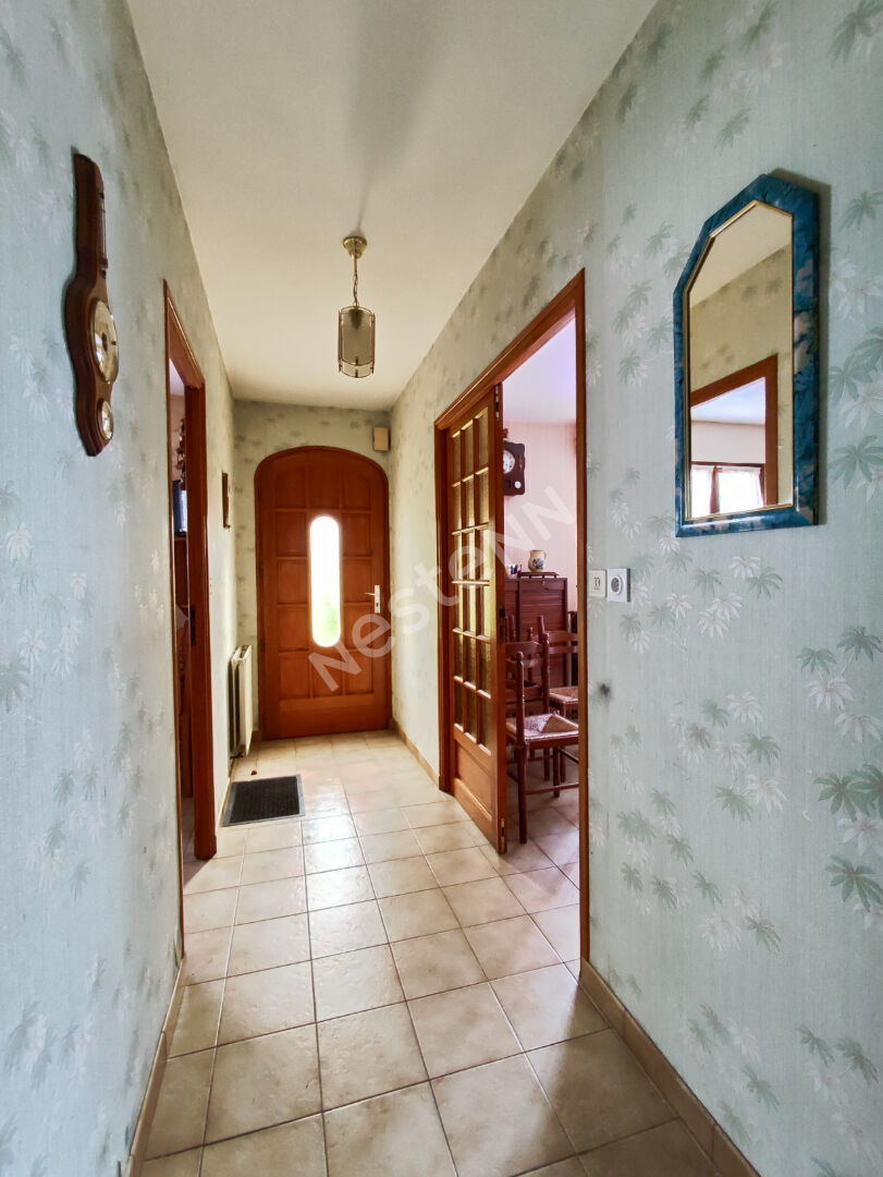 Maison à vendre à Saint Allouestre avec jardin
